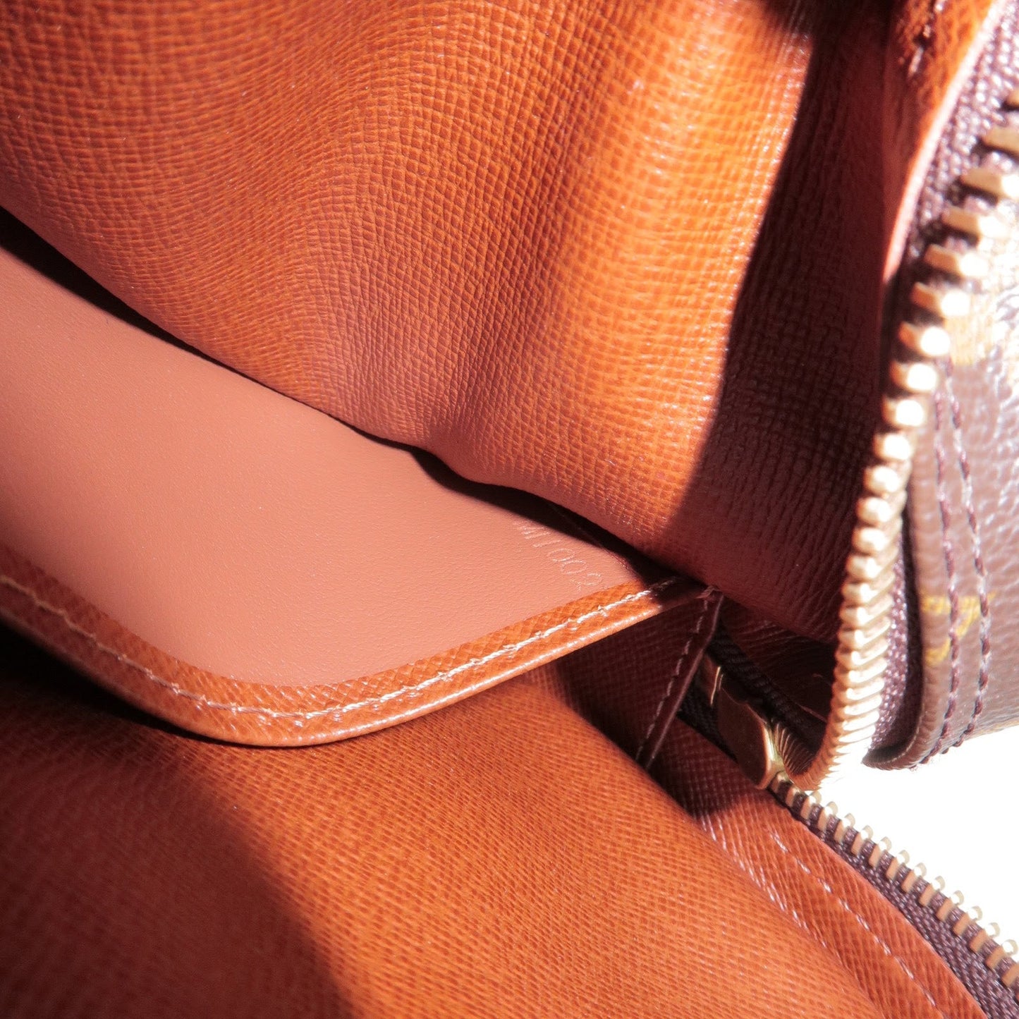 Louis Vuitton Monogram Pochette Cite Shoulder Bag Brown M51183【Pre-order】