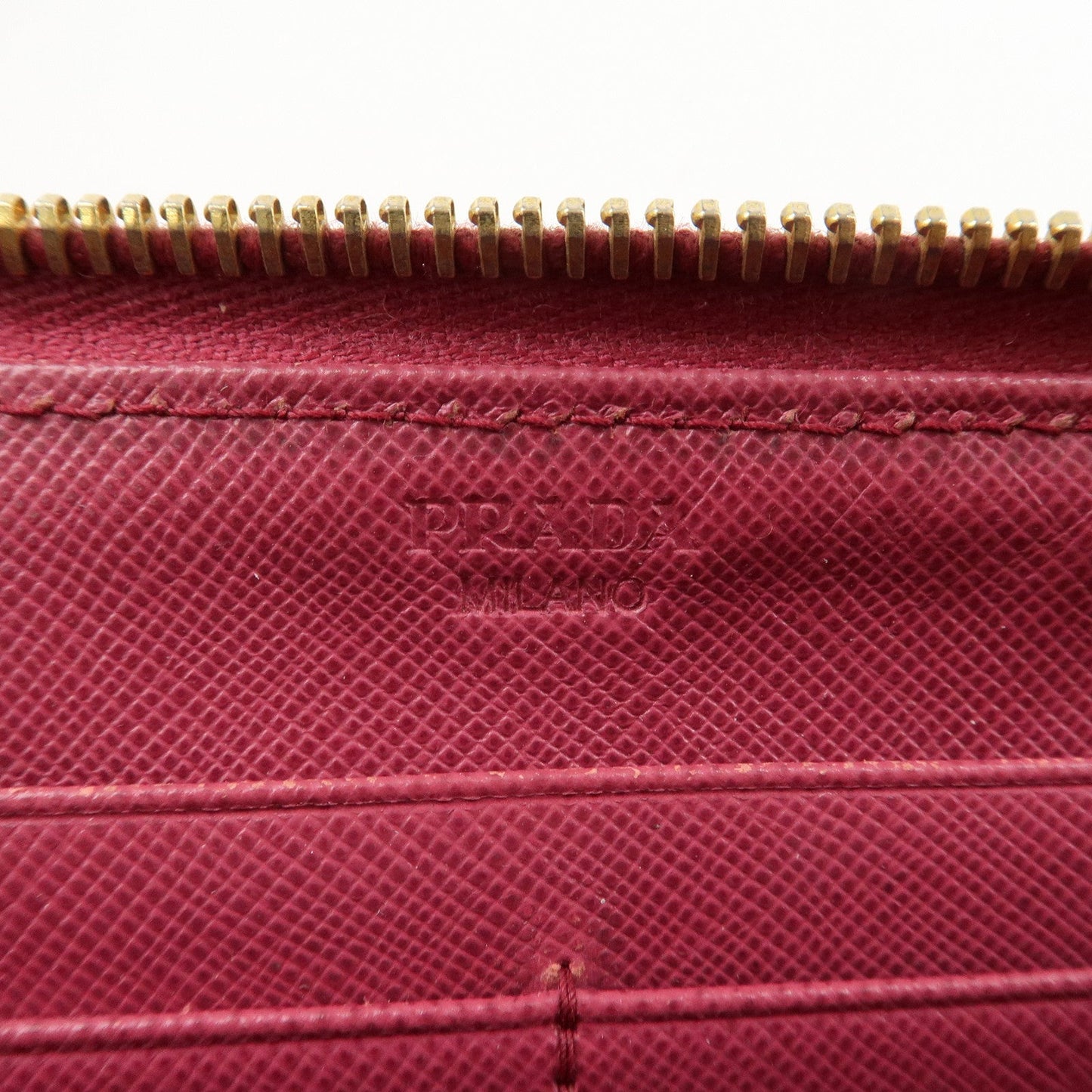 Prada Logo Saffiano Leather Round Zippy Long Wallet Pink 1M0506 Used【Pre-order】