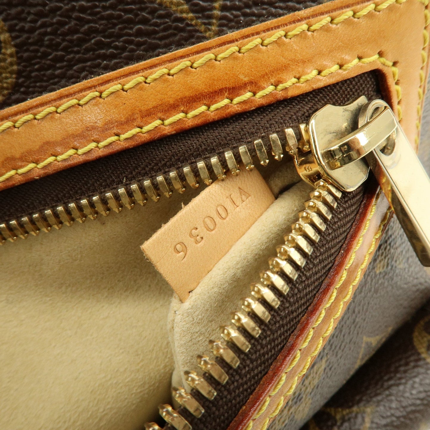Louis Vuitton Monogram Hudson GM Shoulder Bag Brown M40045【Pre-order】