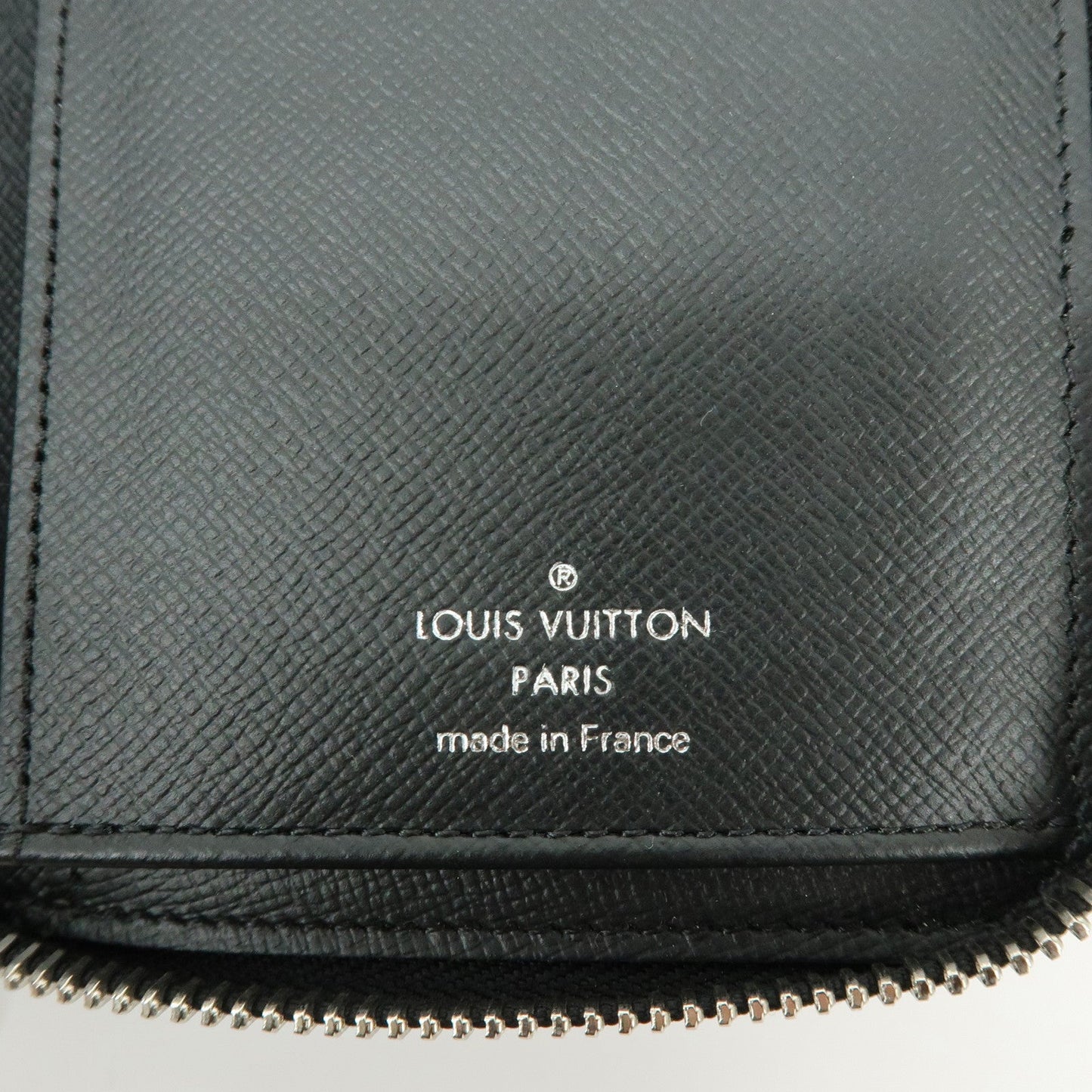 Louis Vuitton Taiga Vertical Round Zippy Wallet Ardoise M30503【Pre-order】