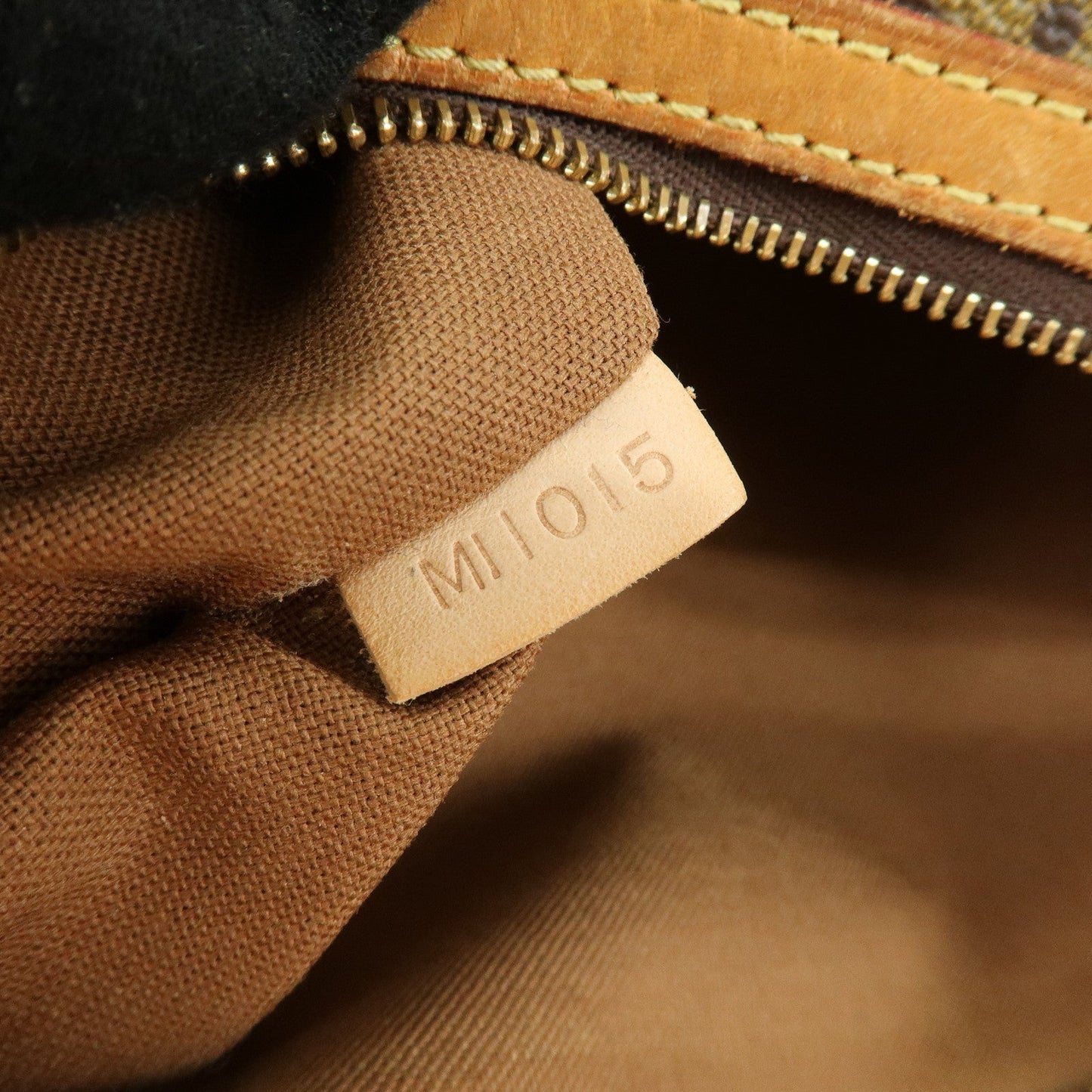 Louis Vuitton Monogram Pochette Bosphore Shoulder Bag M40044【Pre-order】
