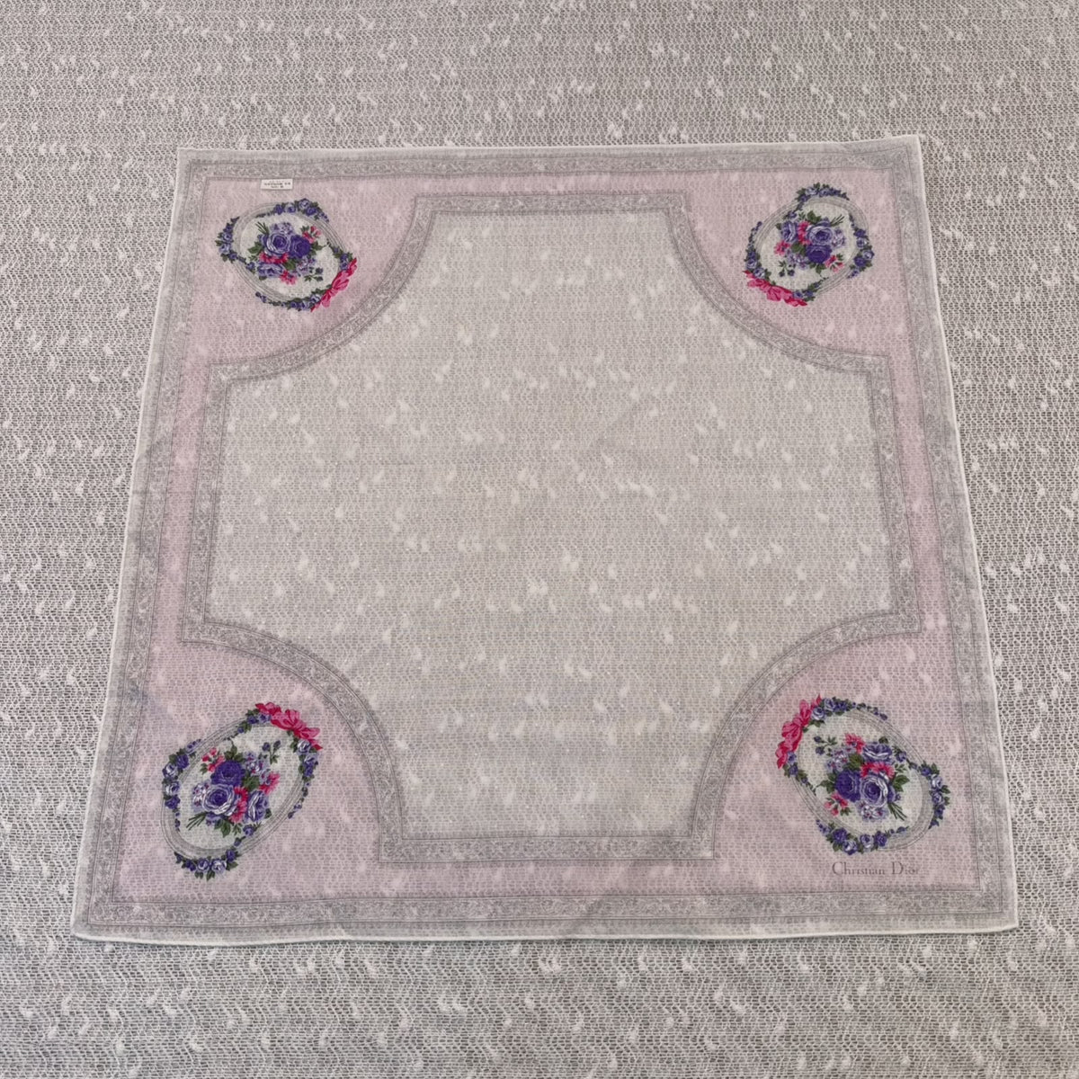 (全新)Dior四角紫色玫瑰花花圈正方絲巾