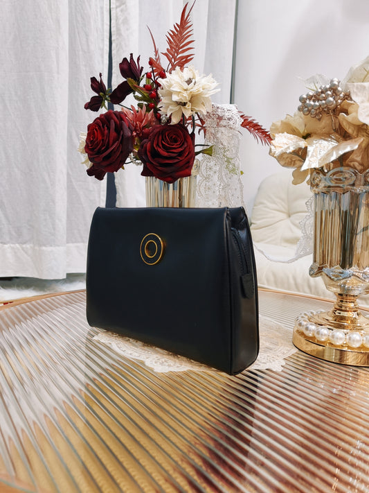 Celine Leather Pouch 黑金圓環 雲朵