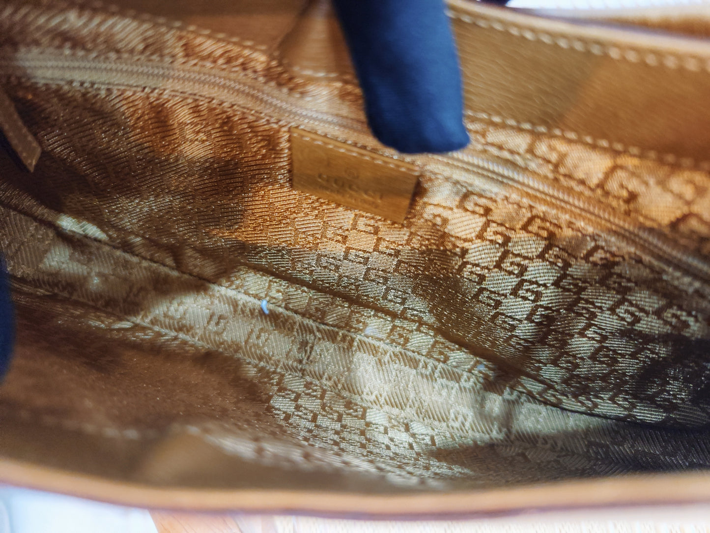 Gucci Shoulder Bag Leather