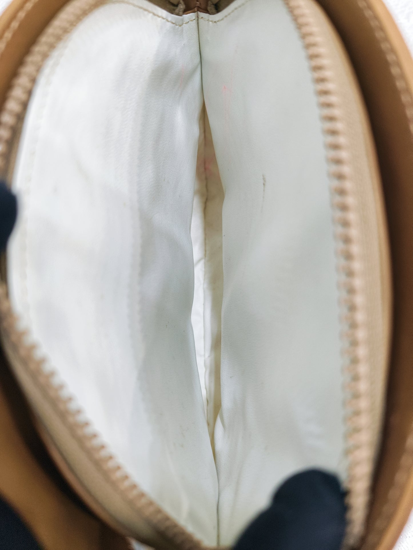 Celine Macadam crossbody Bag 白花**稀有**
