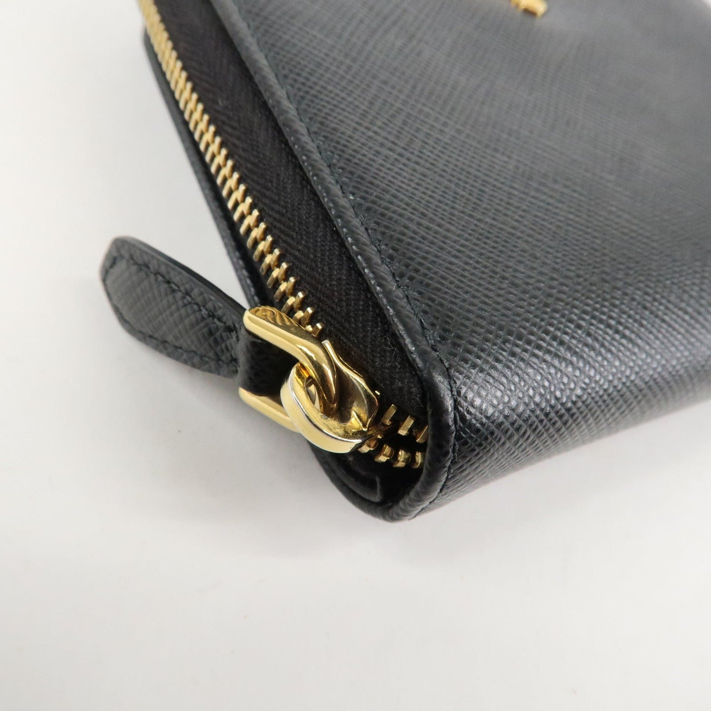 Prada Logo Leather Zip Around Bi-fold Wallet Black 1ML522 Used【Pre-order】