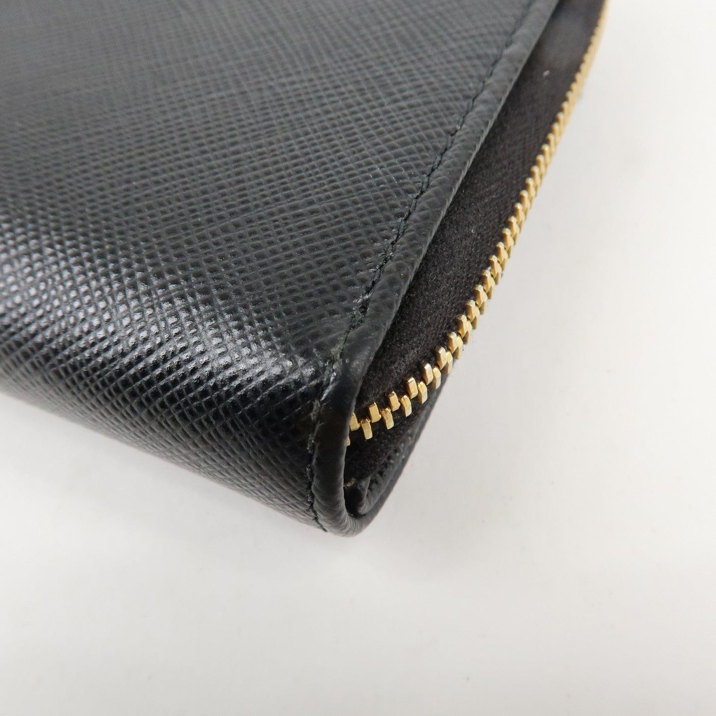Prada Logo Leather Zip Around Bi-fold Wallet Black 1ML522 Used【Pre-order】