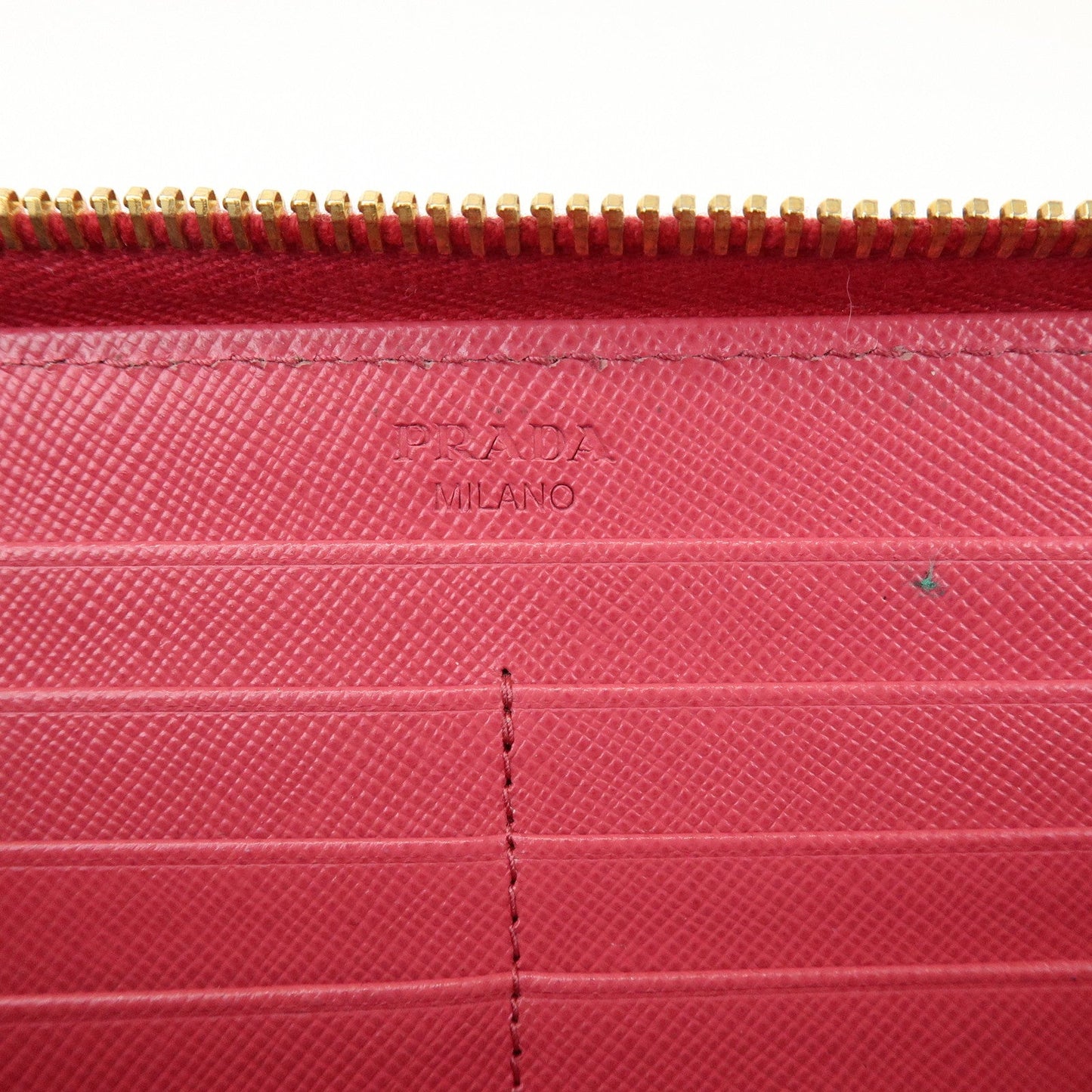 Prada Saffiano Leather Round Zippy Wallet Pink Pink 1M0506【Pre-order】