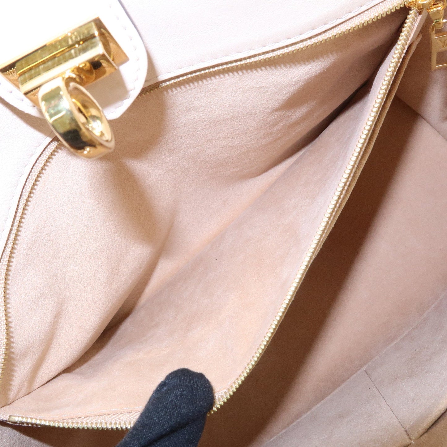 Louis Vuitton Monogram Tuffetage On My Side MM 2Way Bag M53825【Pre-order】