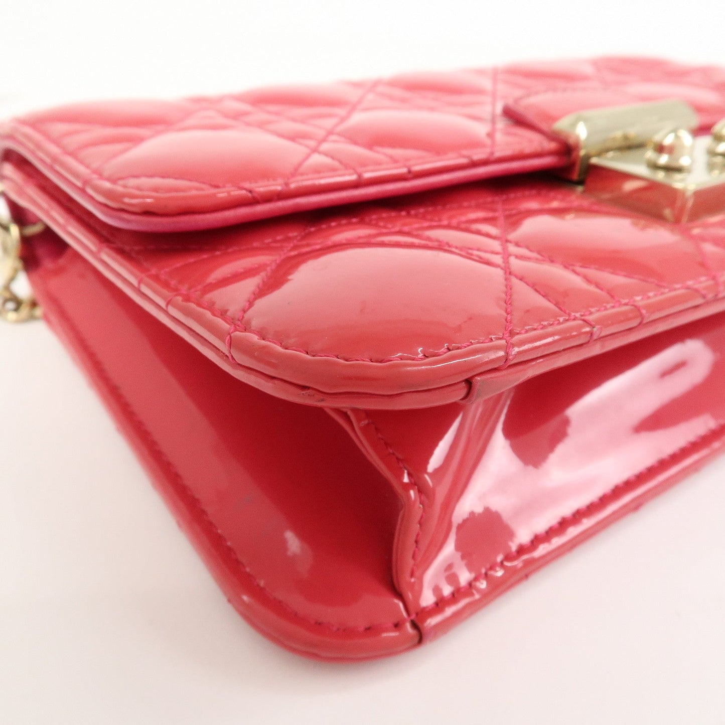 Christian Dior Cannage New Lock Patent Leather Chain Shoulder Bag【Pre-order】
