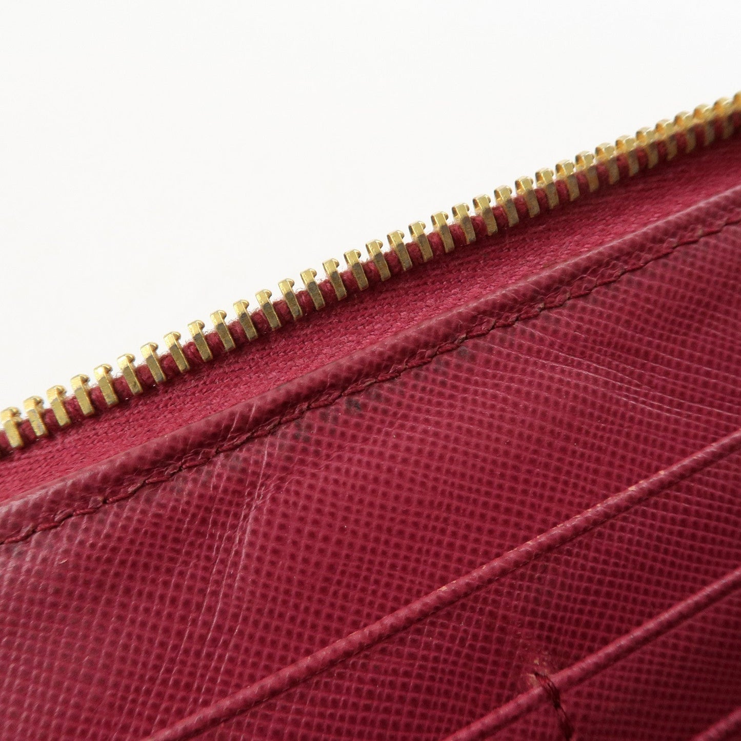Prada Logo Saffiano Leather Round Zippy Long Wallet Pink 1M0506 Used【Pre-order】