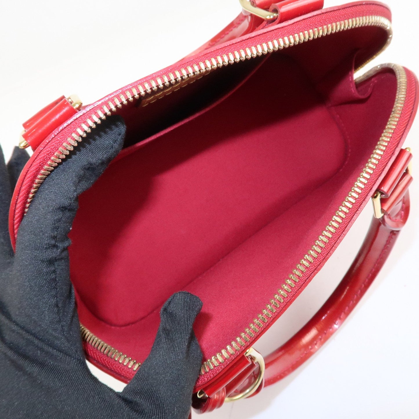 Louis Vuitton Monogram Vernis Alma BB 2Way Bag Red POMME D'AMOUR M91606【Pre-order】