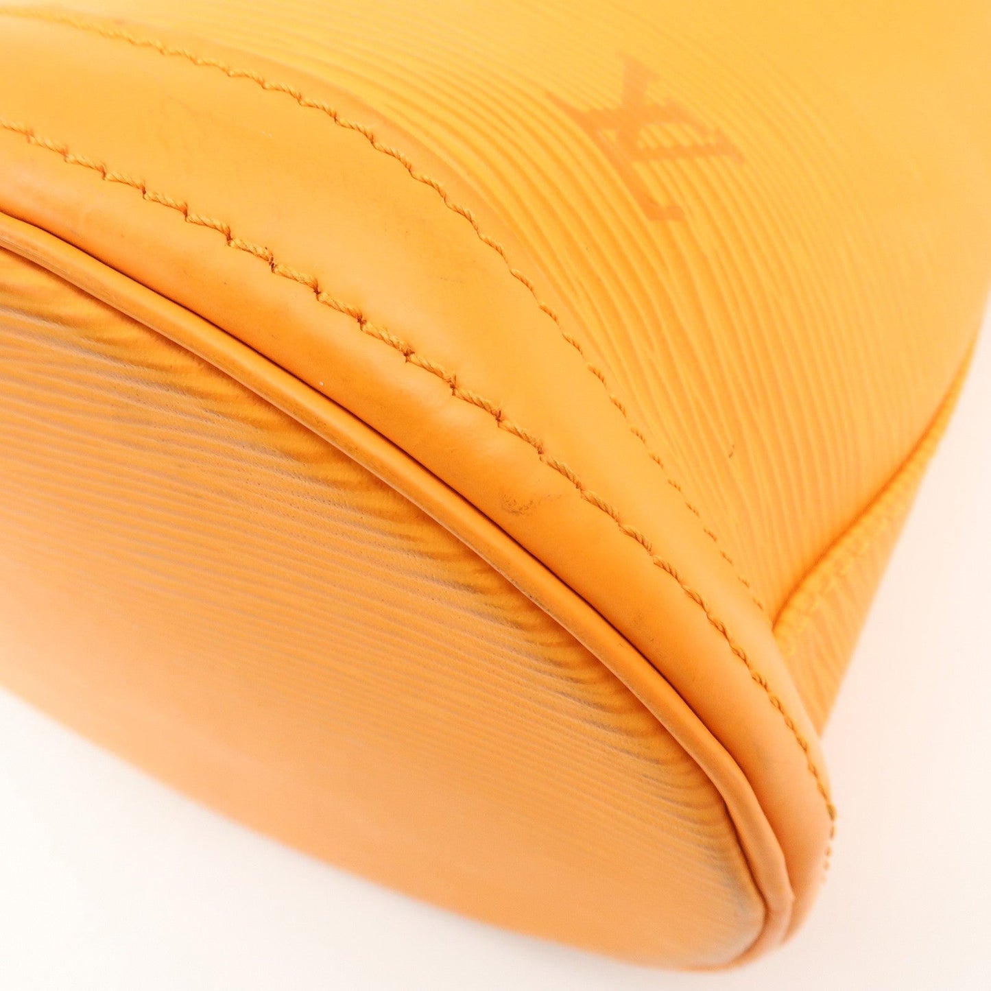 Louis Vuitton Epi Bucket PM Shoulder Bag Tote Bag Mandarin M5899H【Pre-order】