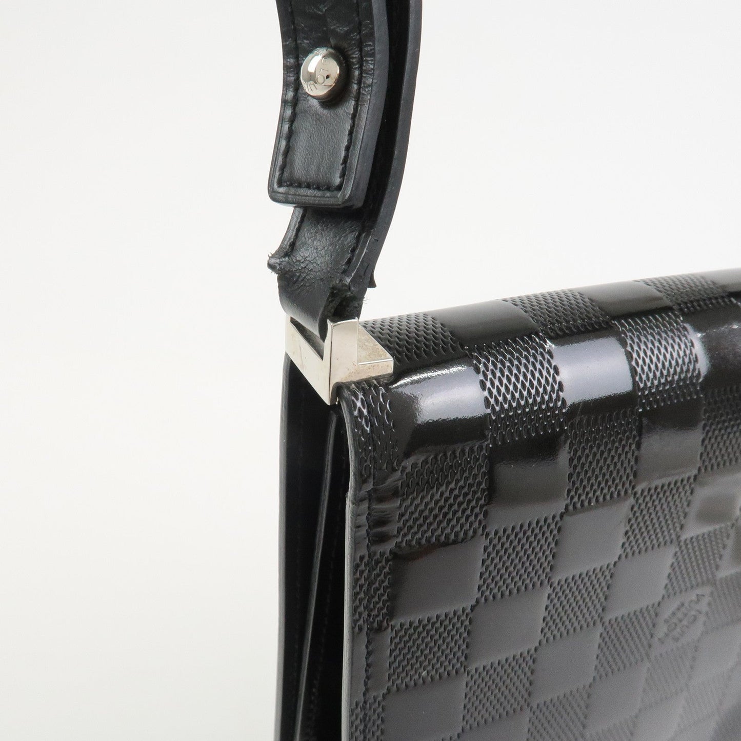 Louis Vuitton Damier Vernis Club Shoulder Bag Noir M92127【Pre-order】