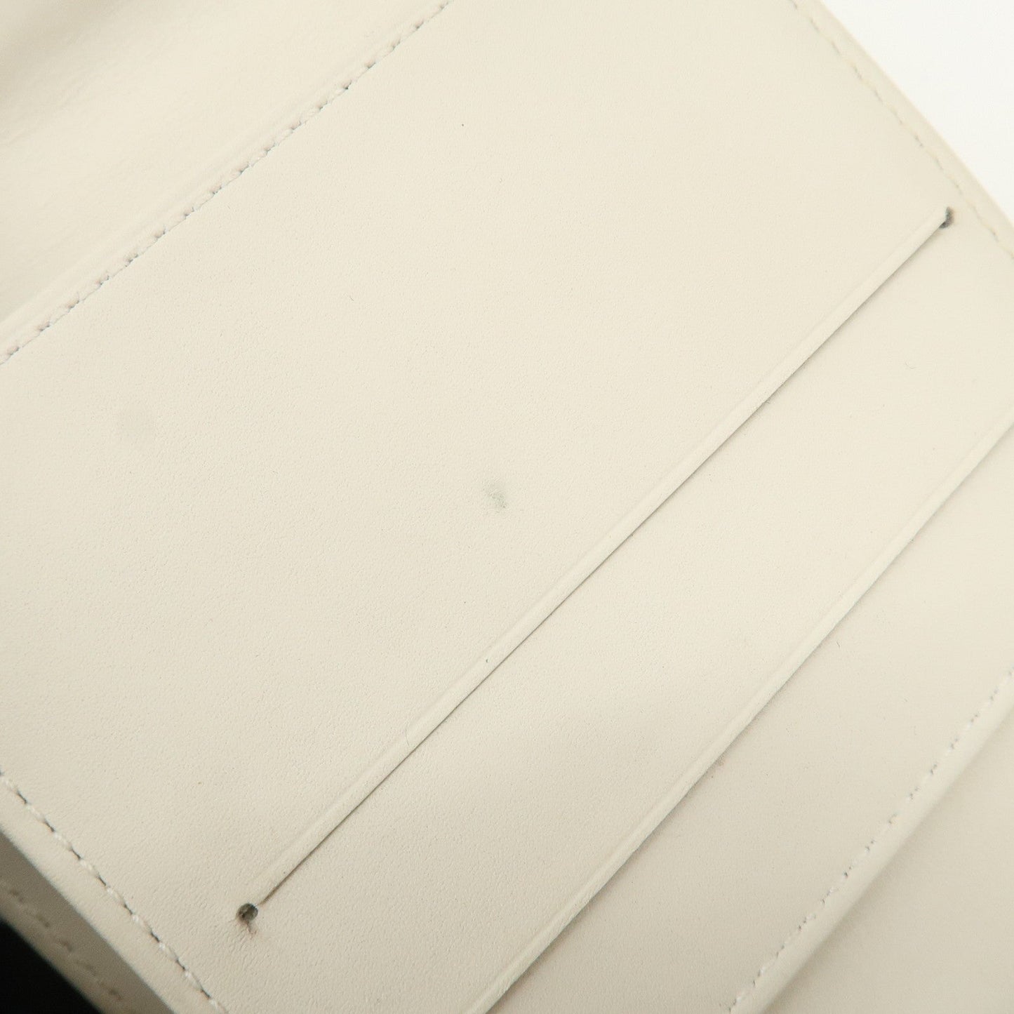 Louis Vuitton Monogram Vernis Porte Monnaie Couer Perle Compact Wallet M91351【Pre-order】