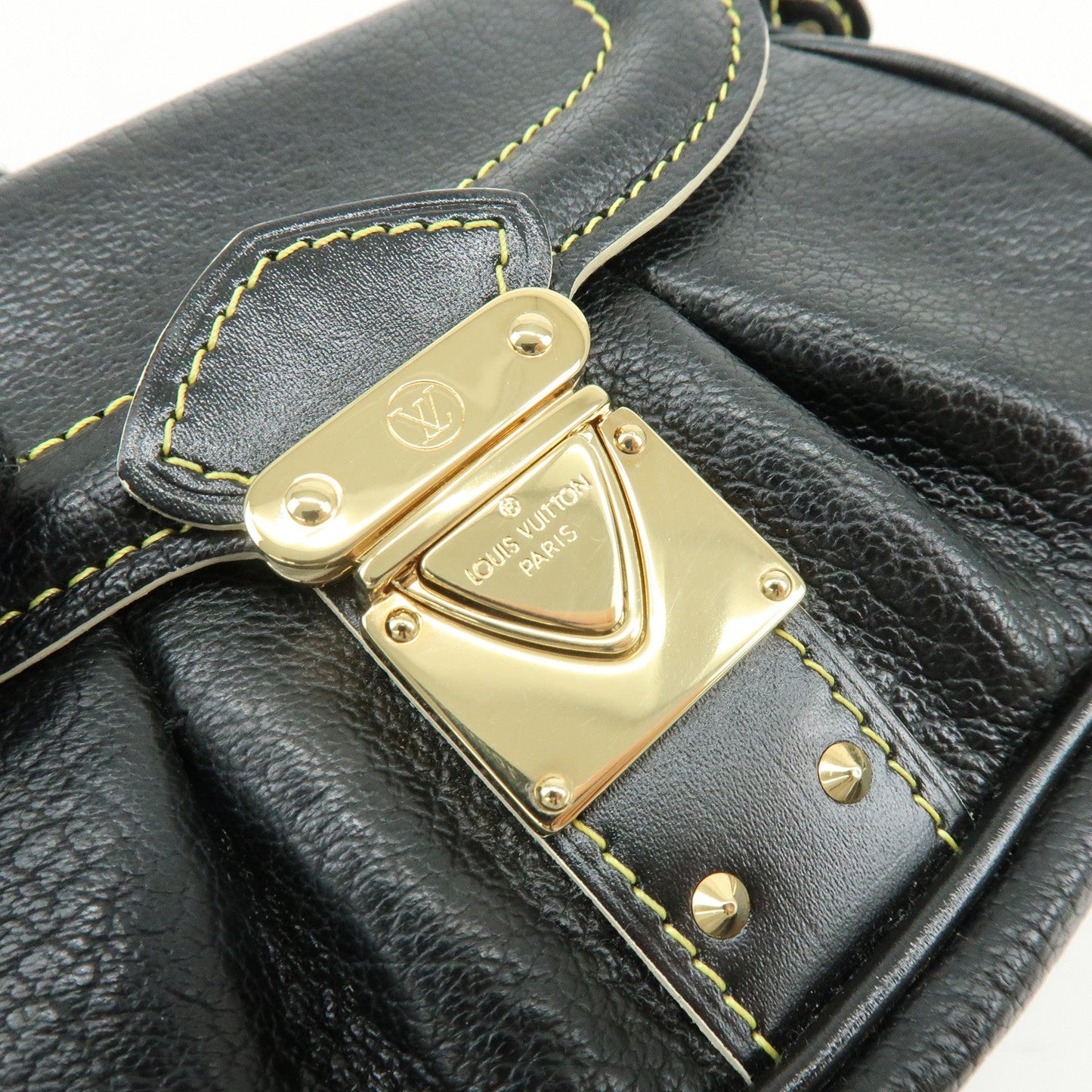 Louis Vuitton Suhari Mignon Leather Pouch Noir Black M91780【Pre-order】
