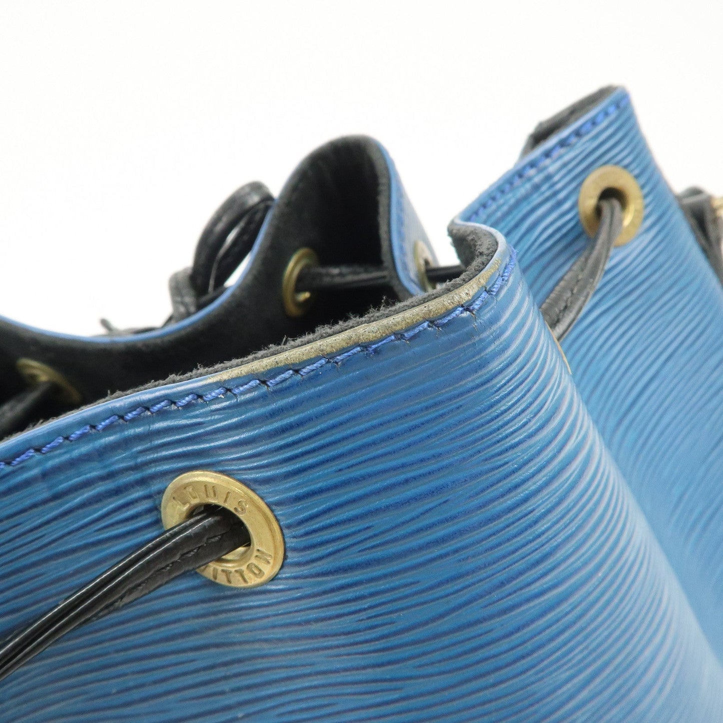 Louis Vuitton Epi Petit Noe Bi-color Shoulder Bag Noir Blue M44152【Pre-order】