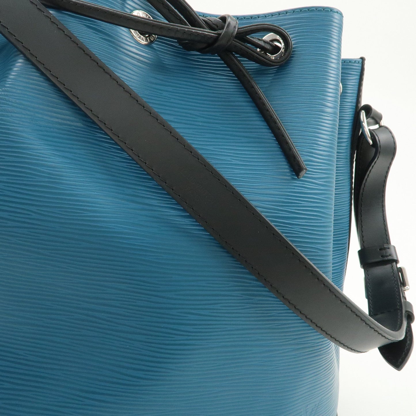 Louis Vuitton Epi Petit Noe Tricolor Leather Shoulder Bag M40880【Pre-order】