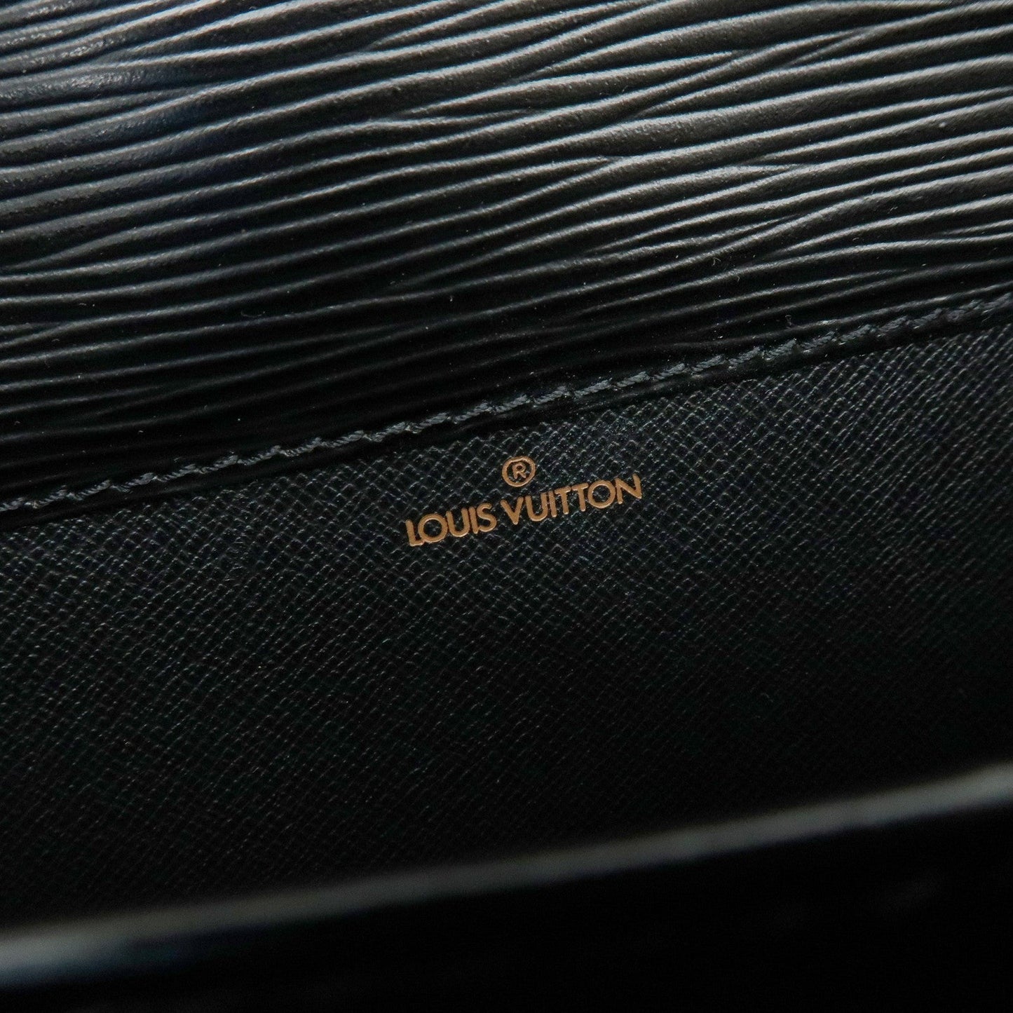 Louis Vuitton Epi Cartouchiere Shoulder Crossbody Bag Noir M52242【Pre-order】