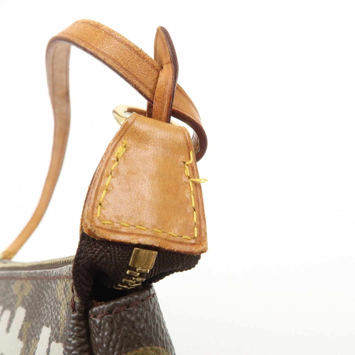 Louis Vuitton Monogram Graffiti Pochette Accessoires M92192【Pre-order】