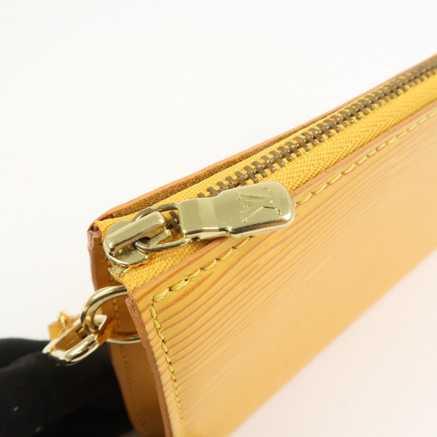Louis Vuitton Epi Pochette Accessoires Pouch Tassili Yellow M52959【Pre-order】