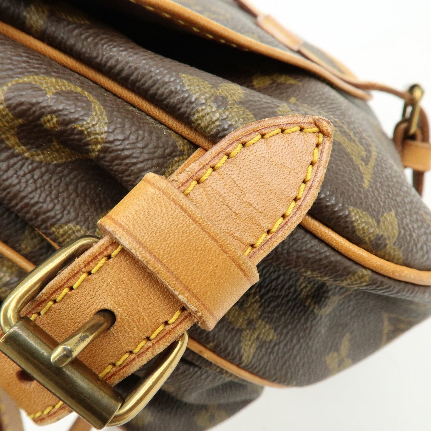 Louis Vuitton Monogram Saumur 30 Canvas Shoulder Bag Brown M42256【Pre-order】