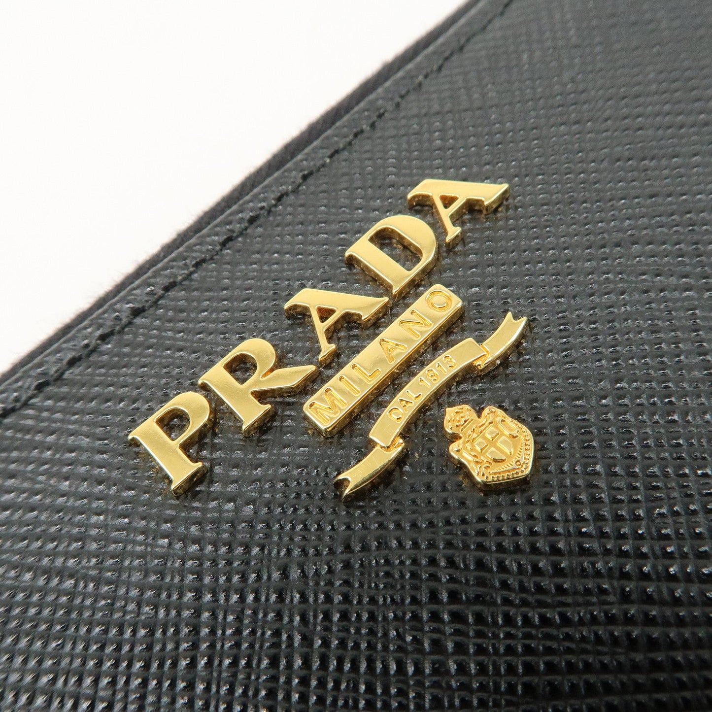 Prada Logo Saffiano Leather Round Zippy Wallet Black 1MM268【Pre-order】