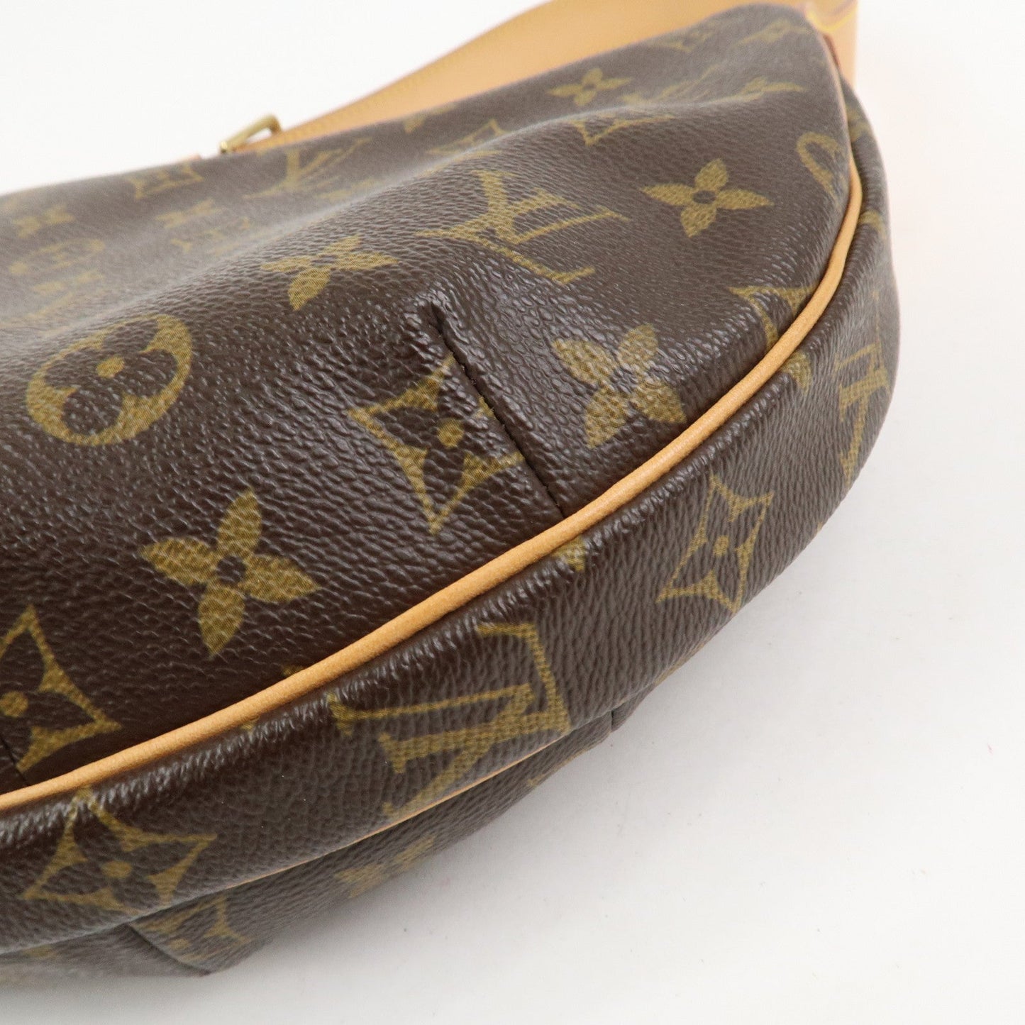 Louis Vuitton Monogram Croissant MM Shoulder Bag Brown M51512【Pre-order】
