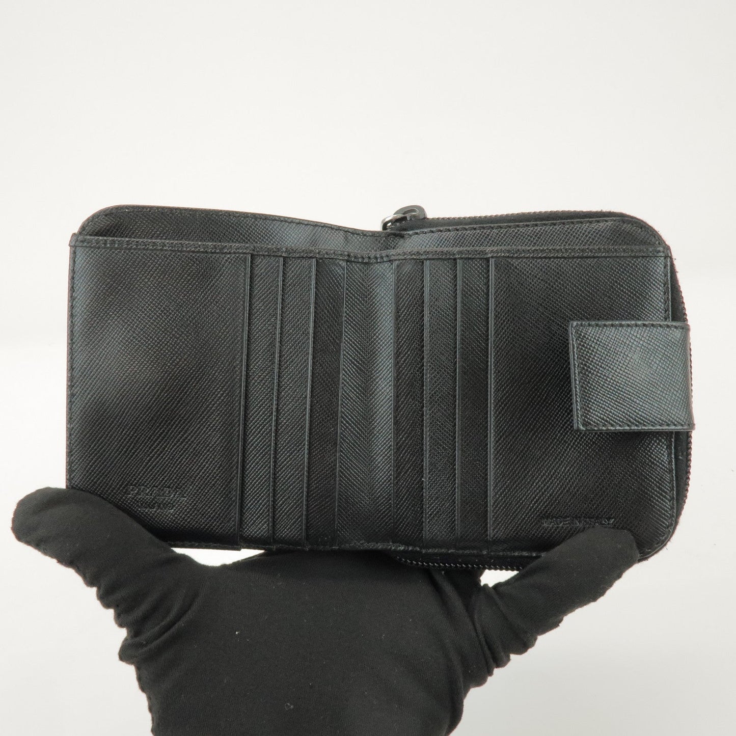Prada Logo Leather Round Zippy Bi-fold Wallet Black 1ML522【Pre-order】