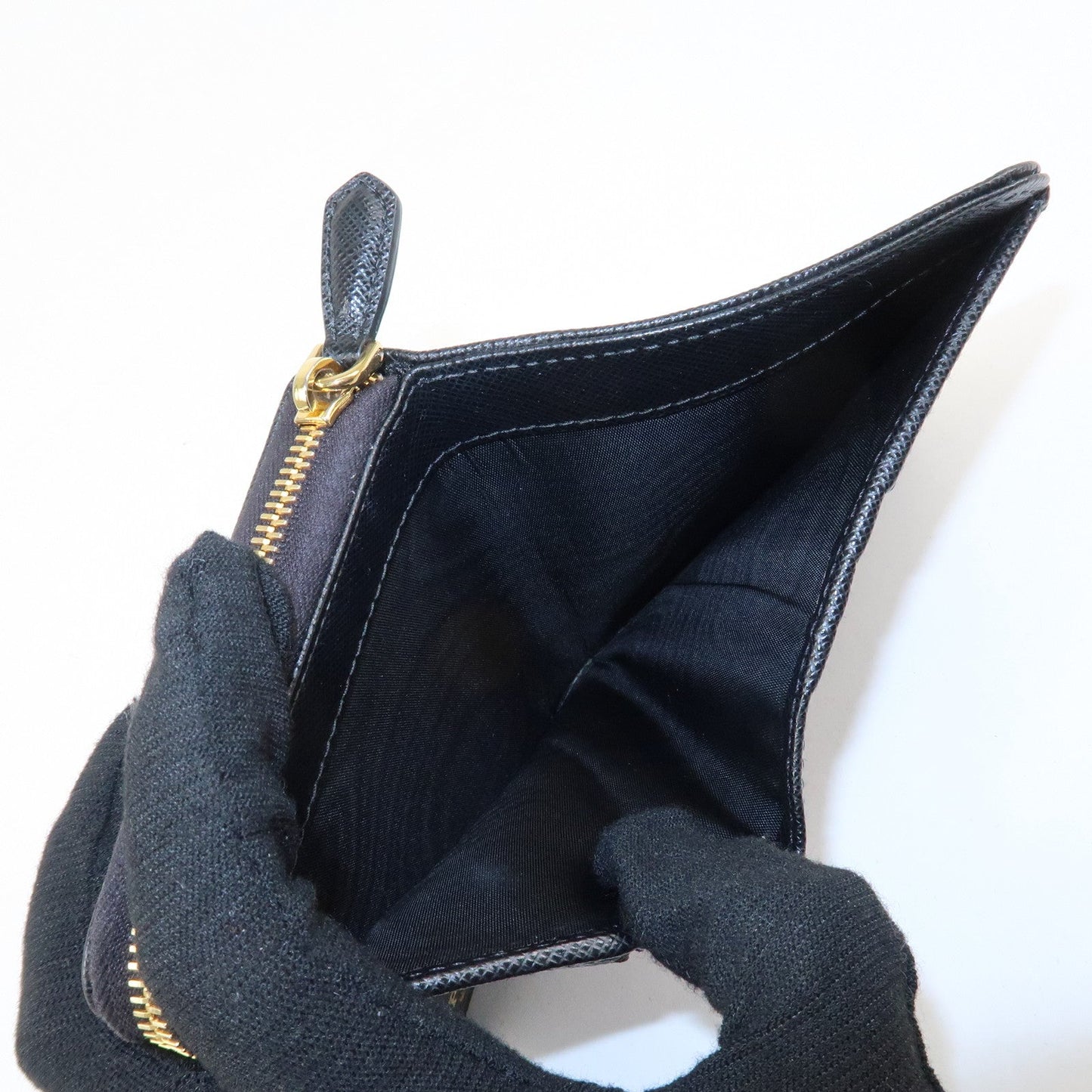 Prada Logo Leather Zip Around Bi-fold Wallet Black 1ML522 Used【Pre-order】