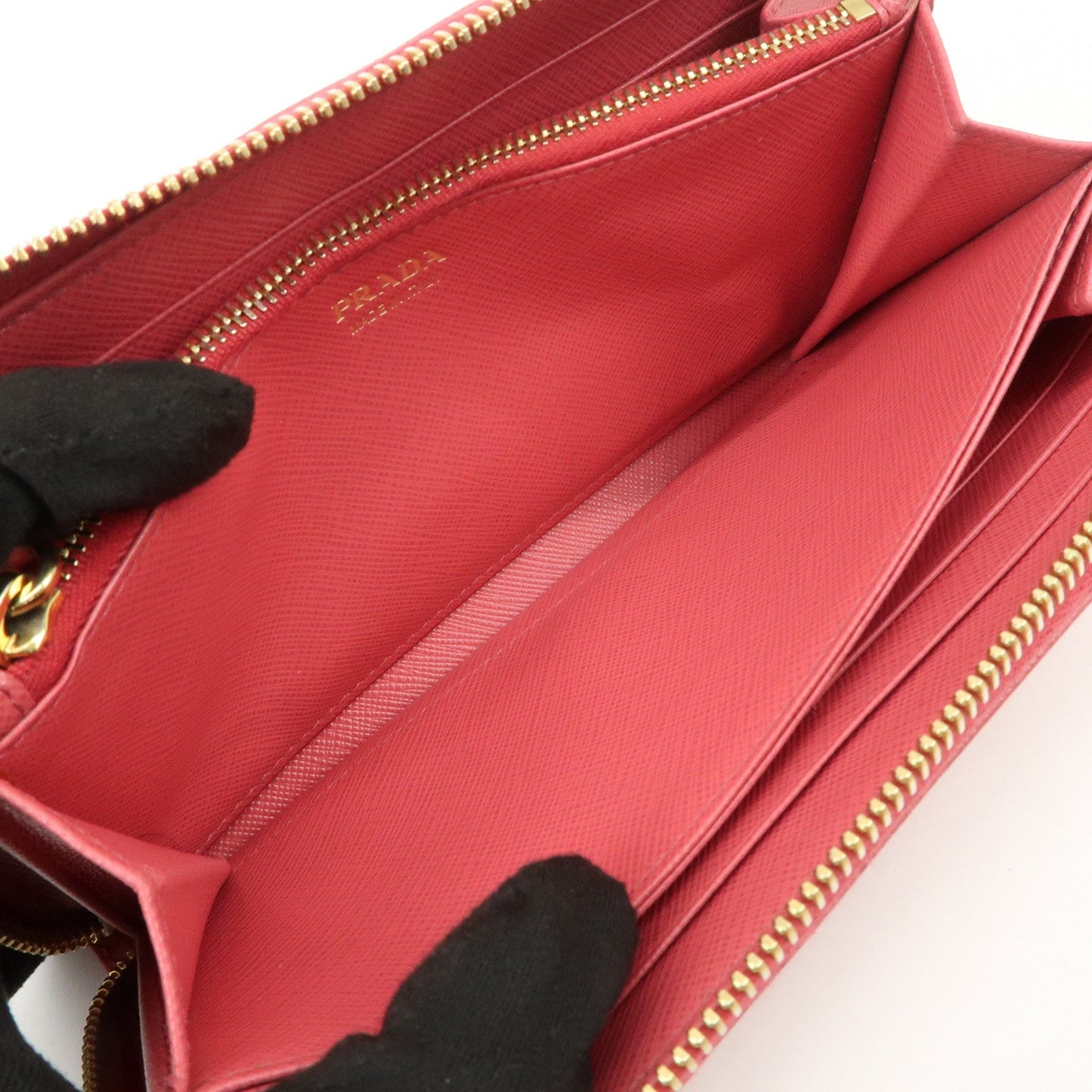 Prada Logo Saffiano Leather Round Zippy Long Wallet Pink 1M0506【Pre-order】