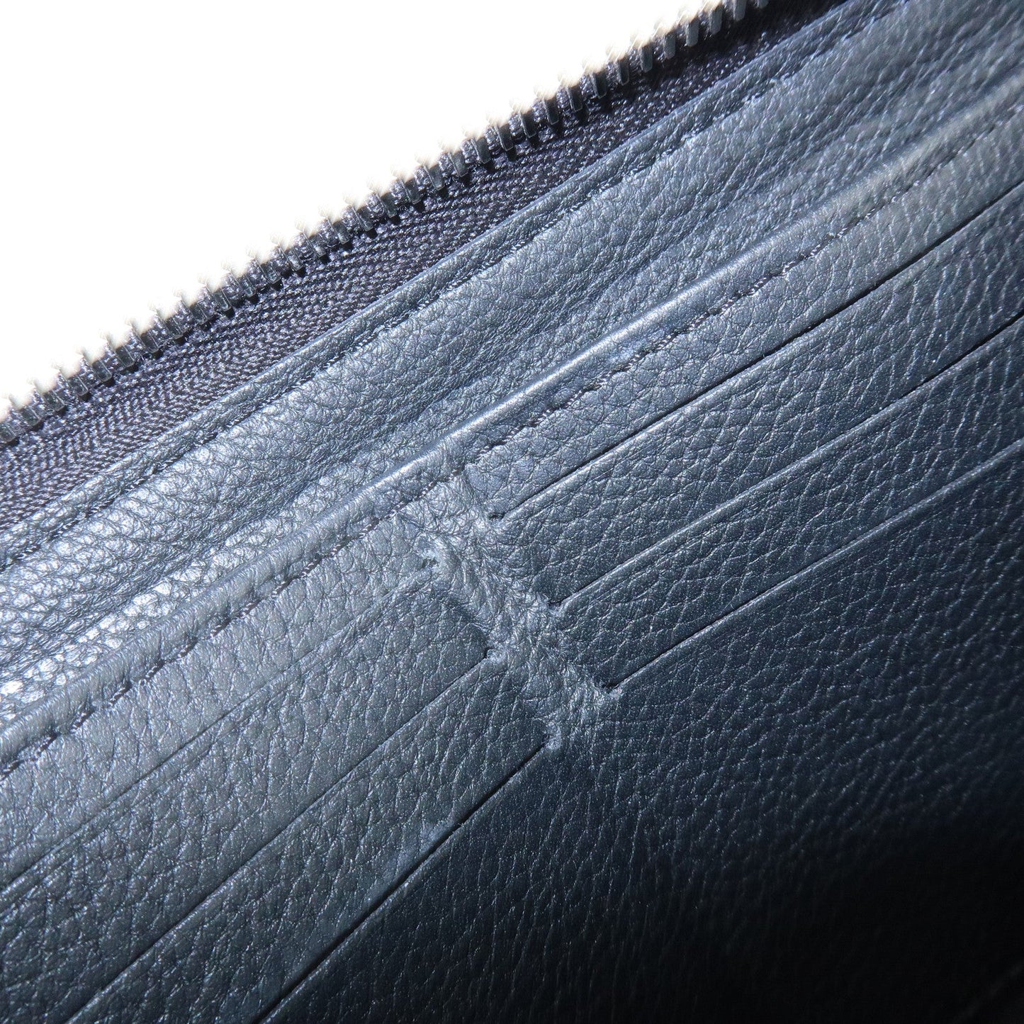 Louis Vuitton Leather Lockme Round Zippy Long Wallet Noir M62622【Pre-order】
