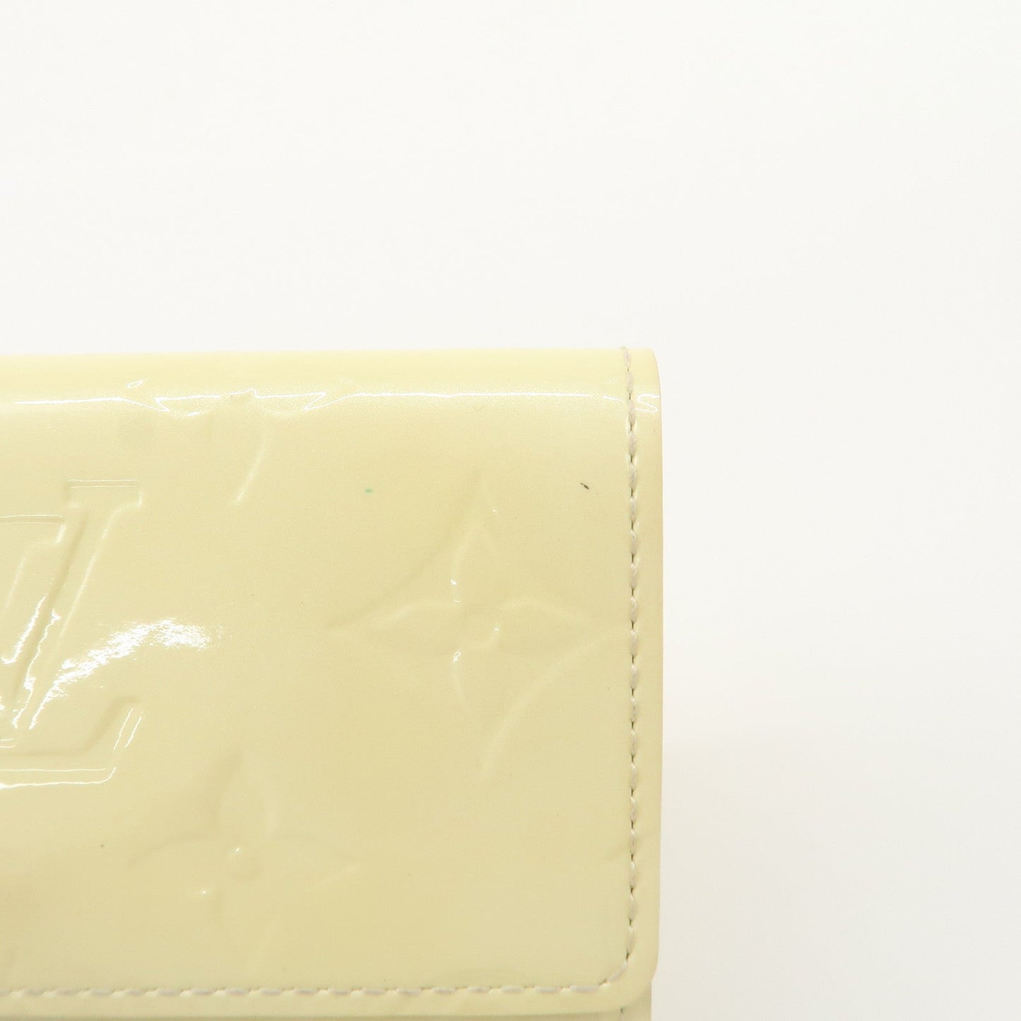 Louis Vuitton Monogram Vernis Porte Monnaie Couer Perle Compact Wallet M91351【Pre-order】