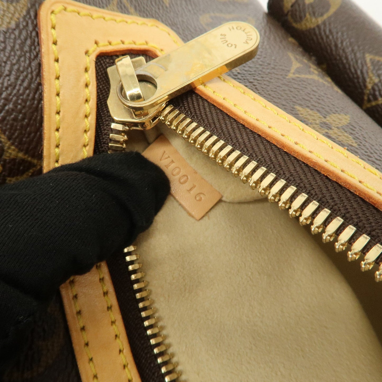 Louis Vuitton Monogram Hudson GM Shoulder Bag Crossbody Bag M40045【Pre-order】