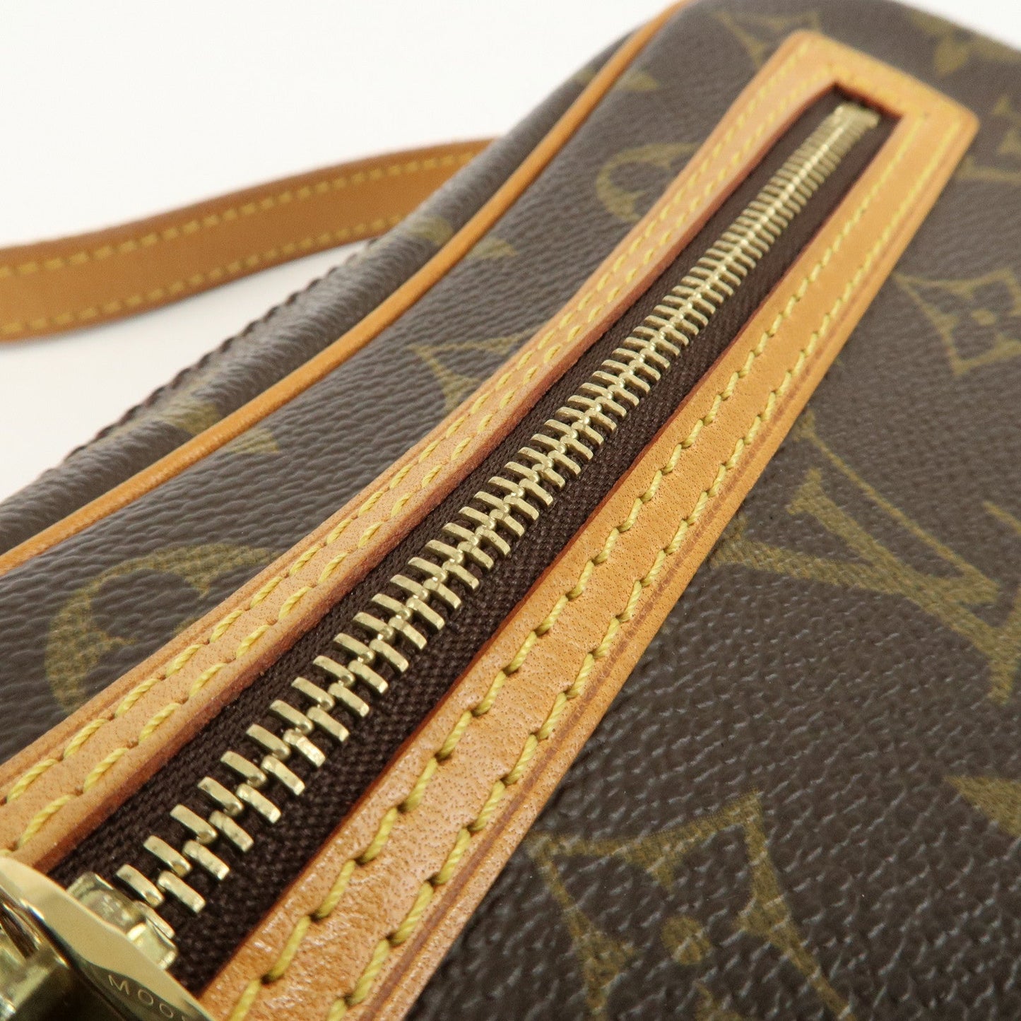 Louis Vuitton Monogram Pochette Cite Shoulder Bag M51183【Pre-order】