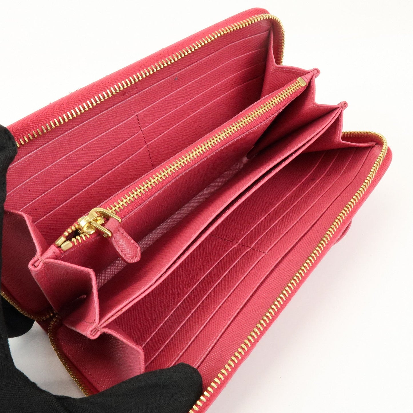 Prada Saffiano Leather Round Zippy Wallet Pink Pink 1M0506【Pre-order】