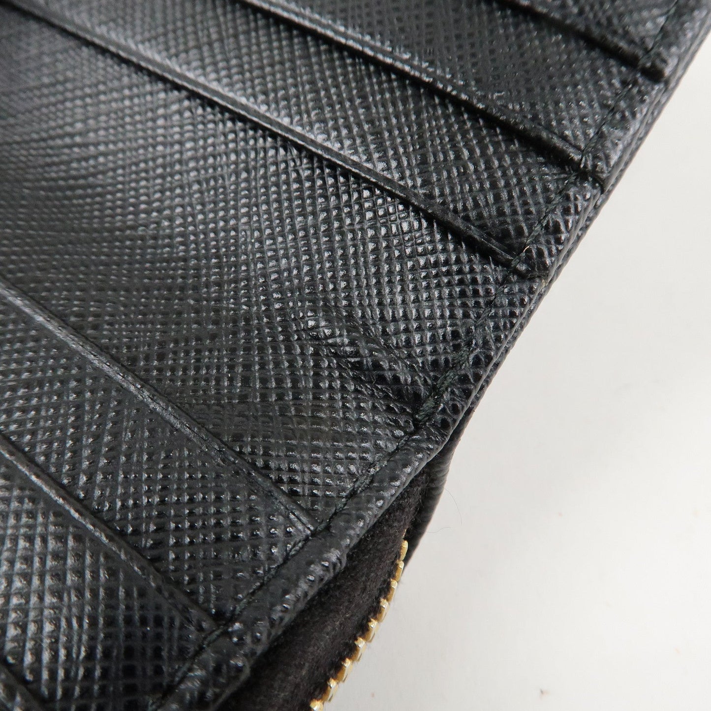Prada Logo Leather Zip Around Bi-fold Wallet Black 1ML522 Used【Pre-order】