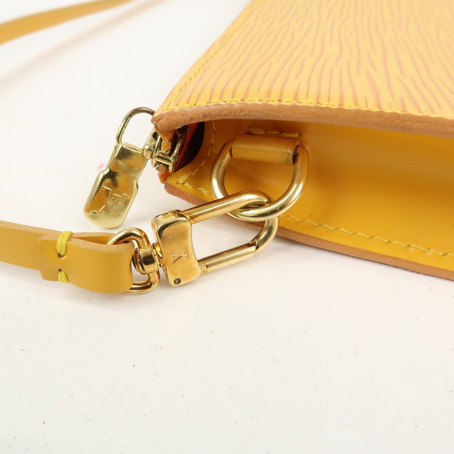 Louis Vuitton Epi Pochette Accessoires Pouch Tassili Yellow M52959【Pre-order】