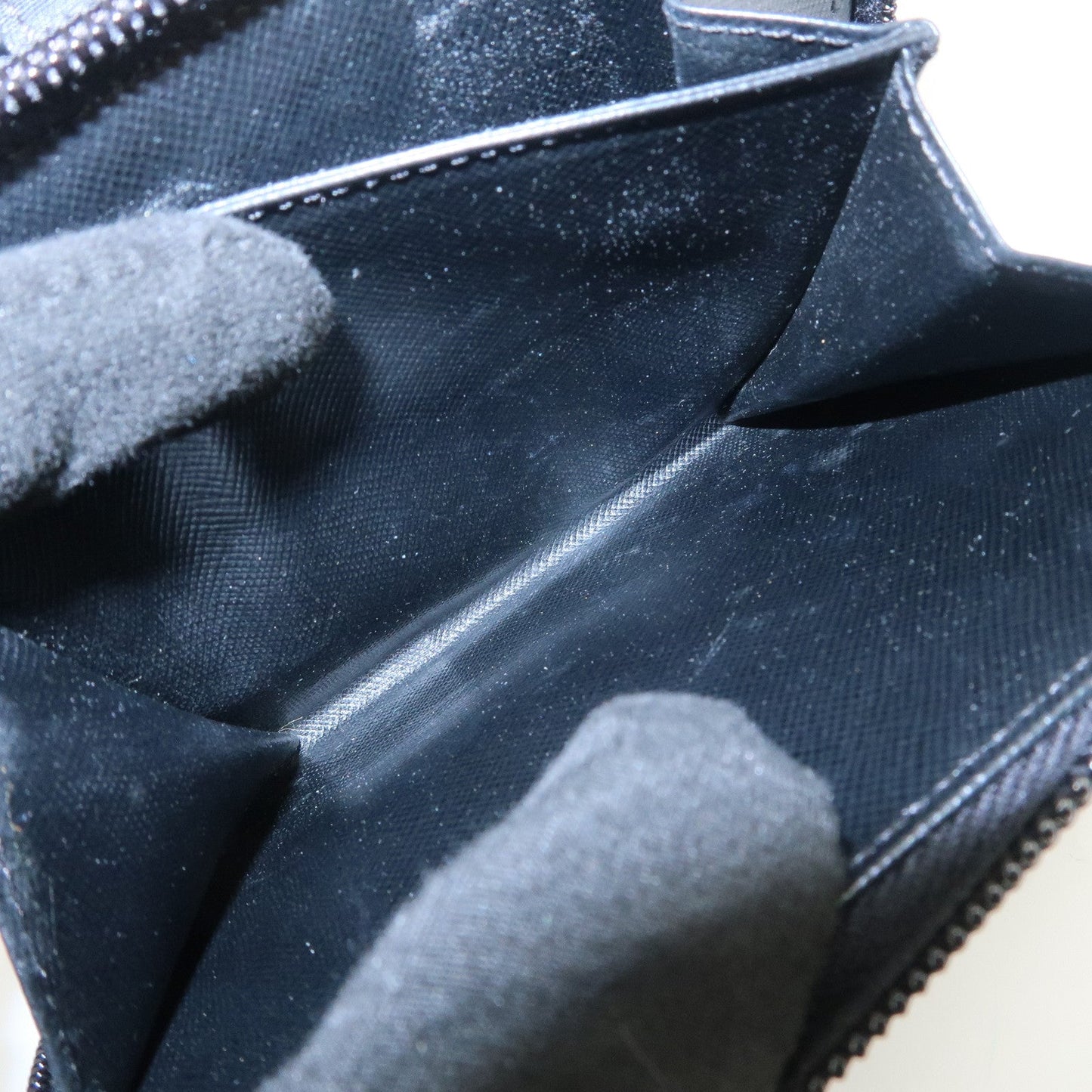 Prada Tessuto Nylon Bi-fold Round Zippy Compact Wallet Black M605【Pre-order】