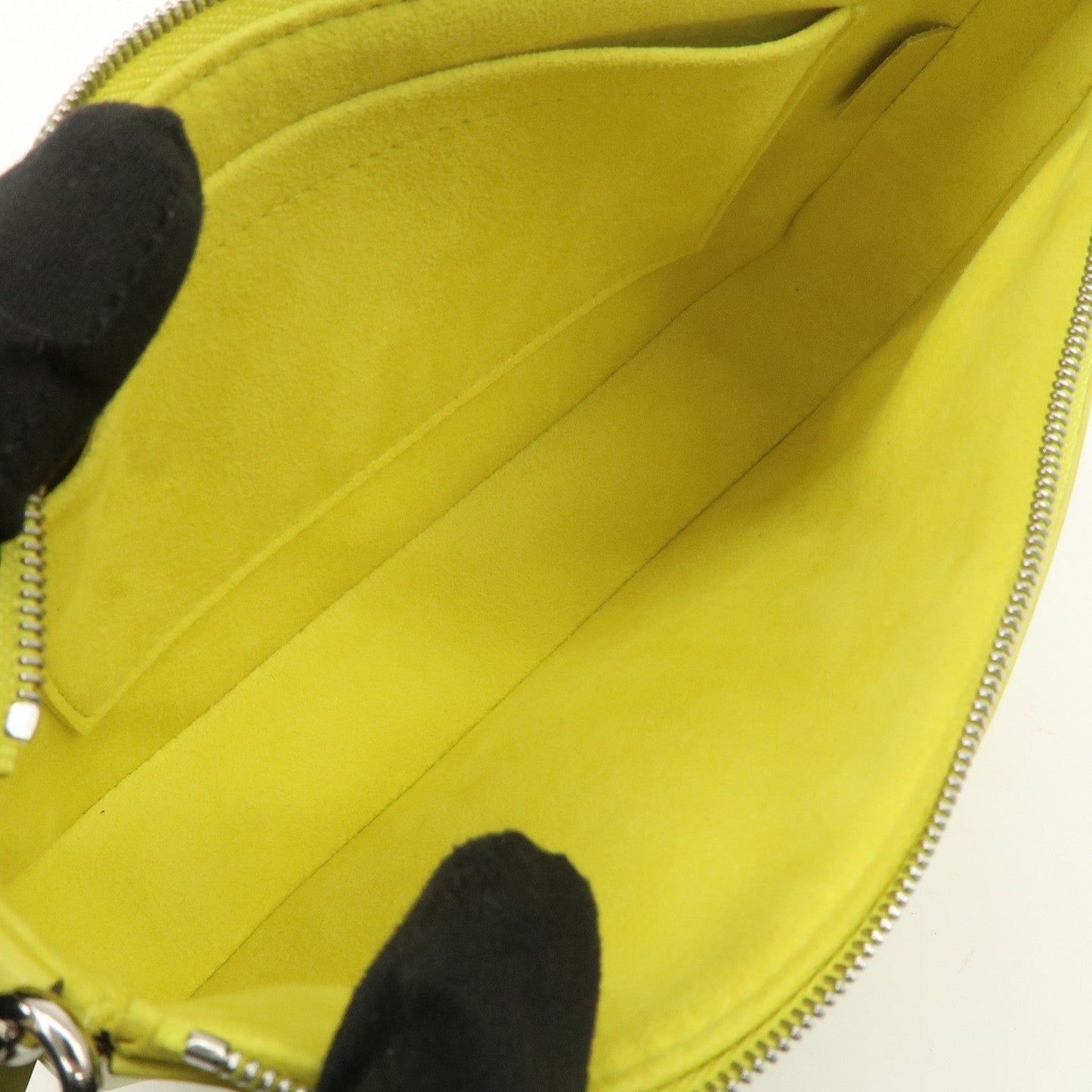 Louis Vuitton Epi Pochette Accessoires Pouch Pistache M40975【Pre-order】