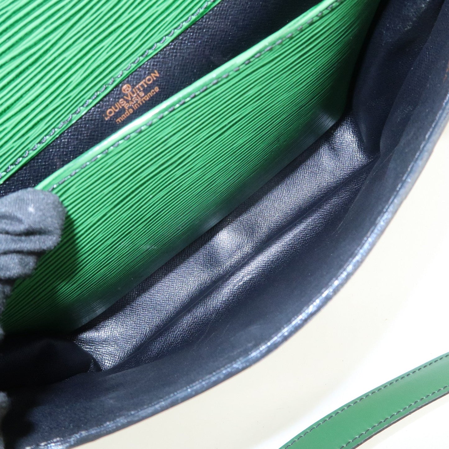 Louis Vuitton Epi Cartouchiere MM Shoulder Bag Borneo Green M52244【Pre-order】