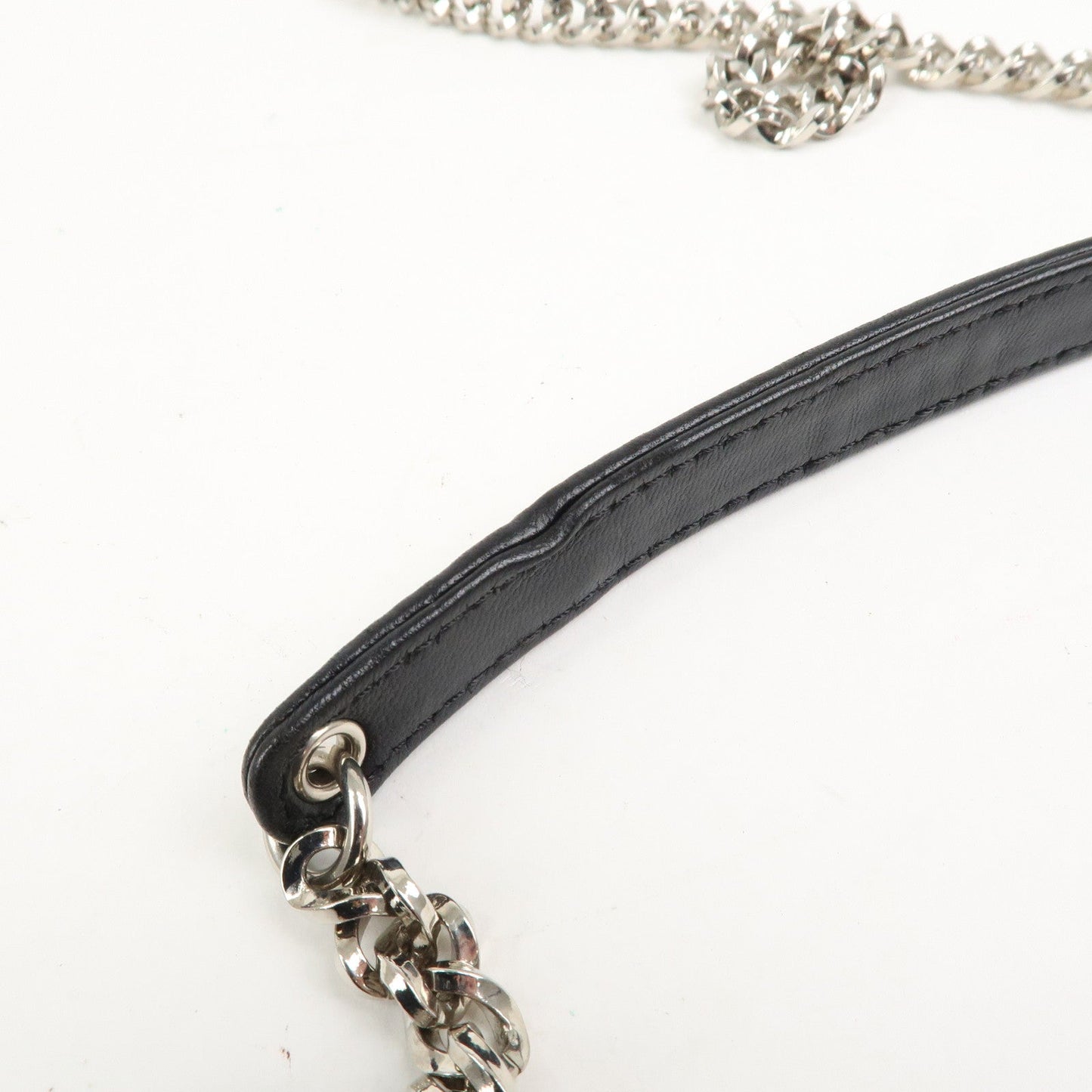 Christian Dior Leather Chain Shoulder Bag Heart Embroidery【Pre-order】