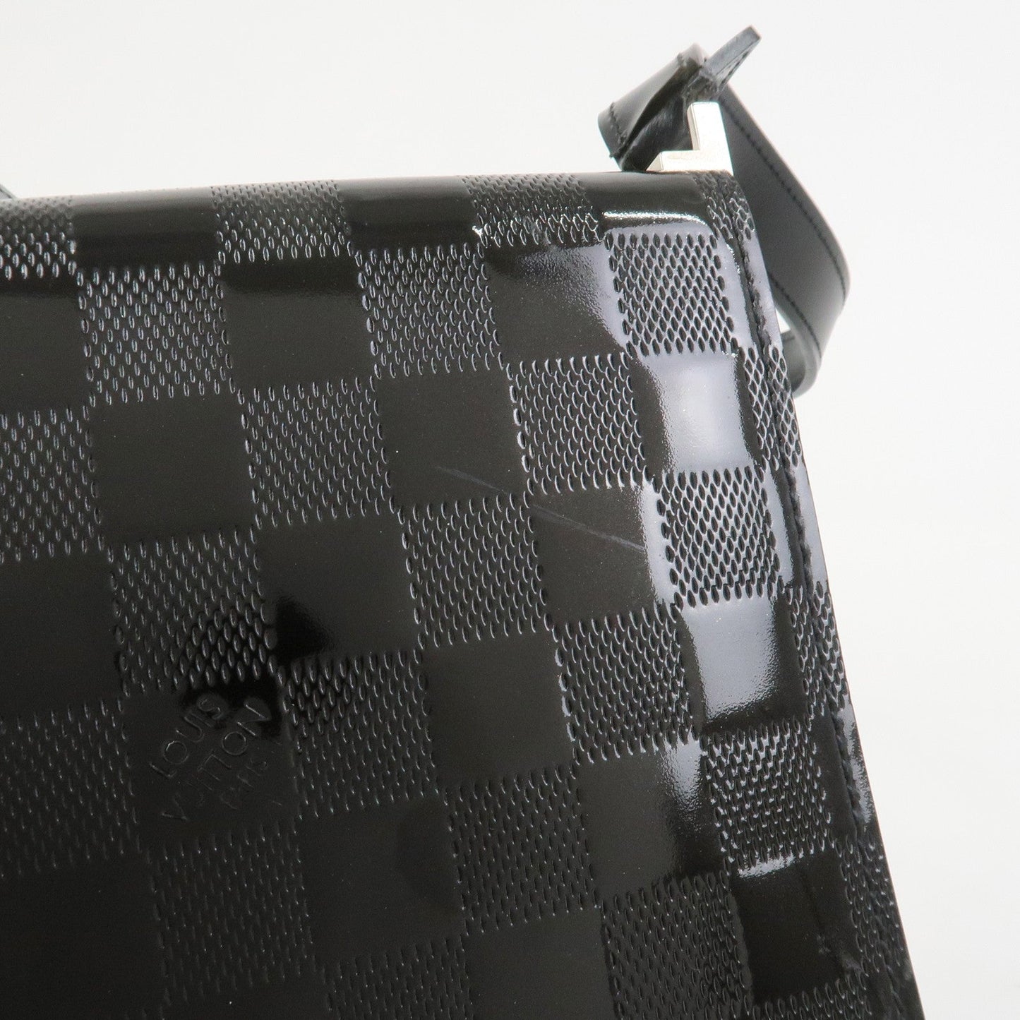 Louis Vuitton Damier Vernis Club Shoulder Bag Noir M92127【Pre-order】