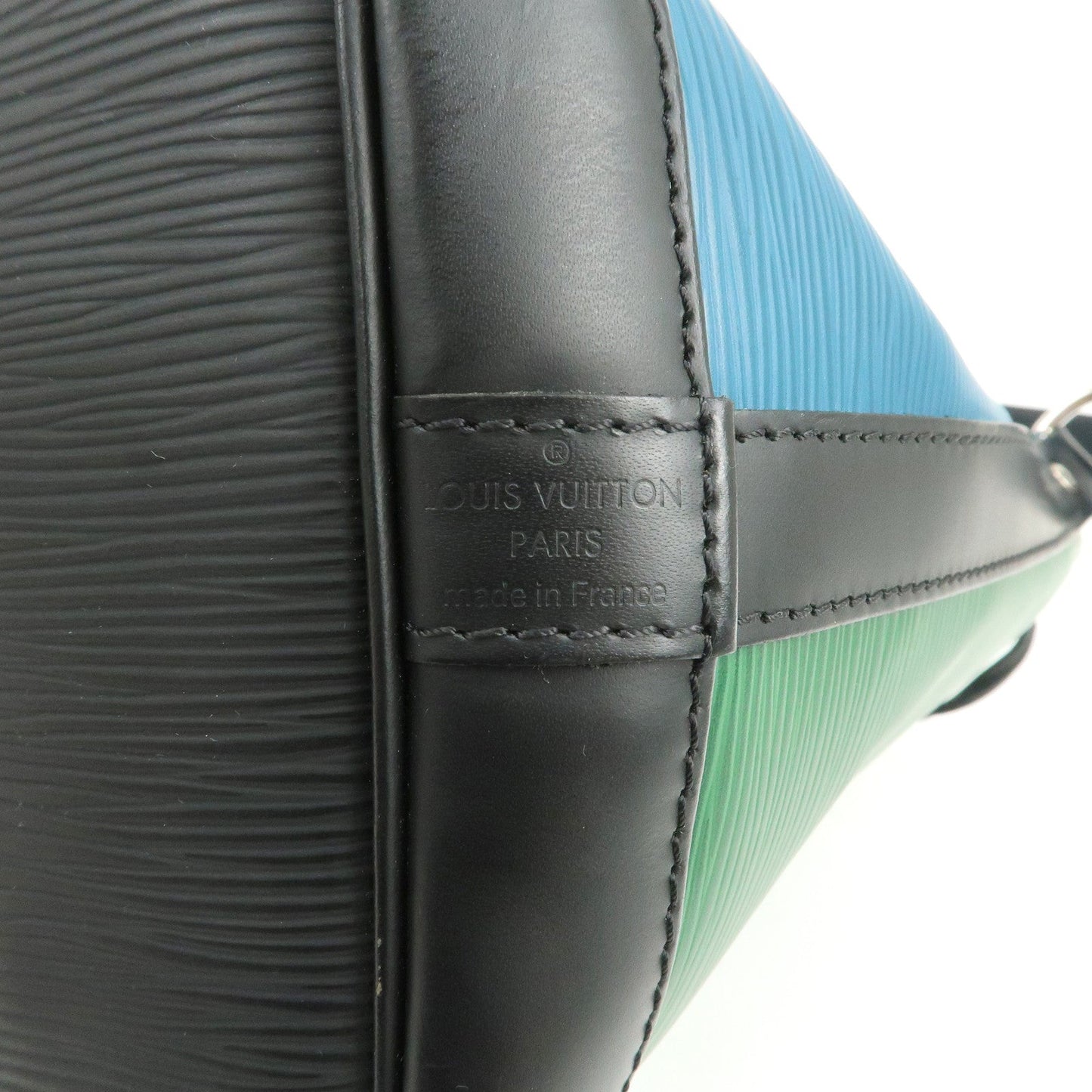 Louis Vuitton Epi Petit Noe Tricolor Leather Shoulder Bag M40880【Pre-order】