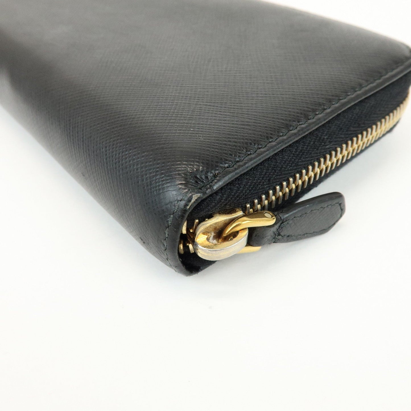 Prada Saffiano Leather Ribbon Round Zippy Wallet Black 1M0506【Pre-order】