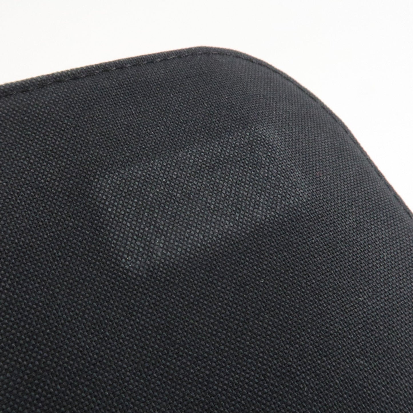 Louis Vuitton Damier Graphite District PM Shoulder Bag Black N41260【Pre-order】