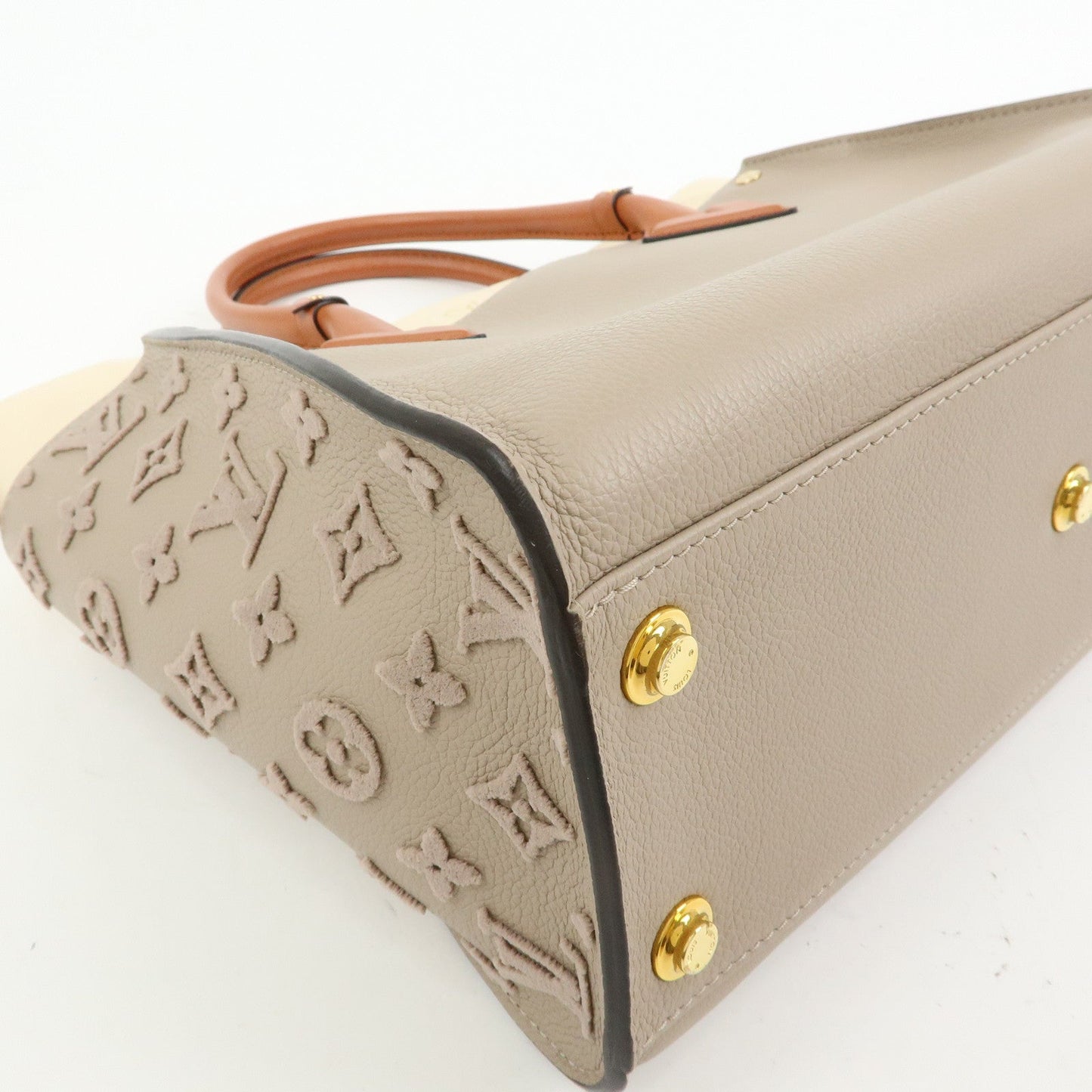 Louis Vuitton Monogram Tuffetage On My Side MM 2Way Bag M53825【Pre-order】