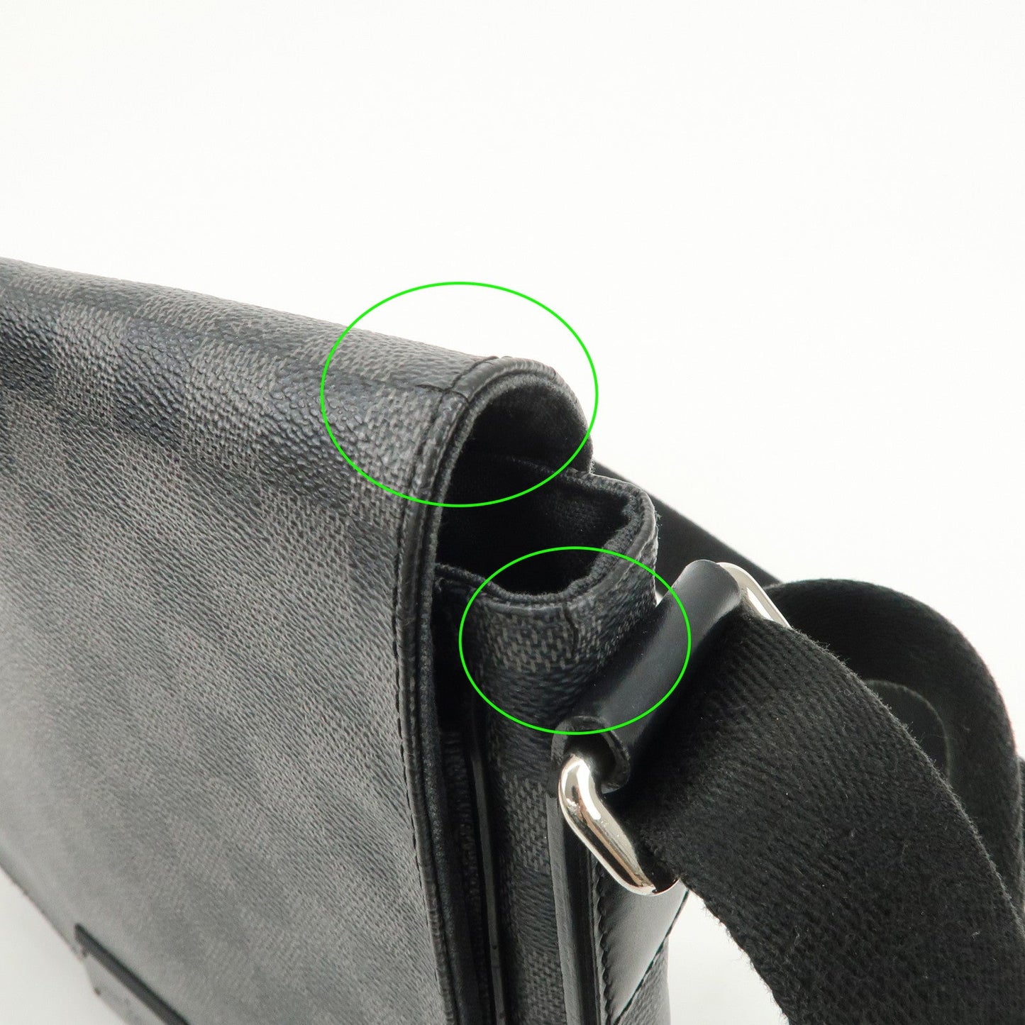 Louis Vuitton Damier Graphite District PM Shoulder Bag Noir N41260【Pre-order】