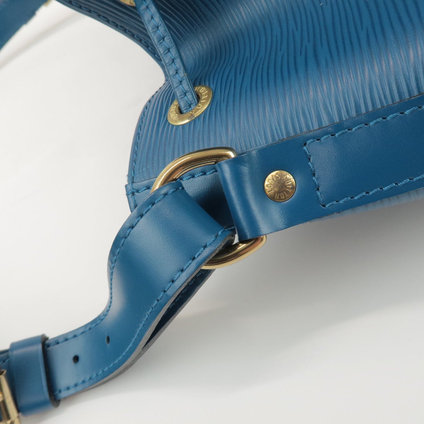 Louis Vuitton Epi Petit Noe Shoulder Bag Toledo Blue M44105【Pre-order】
