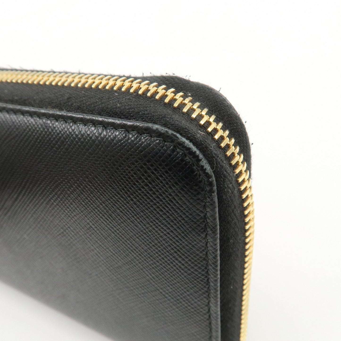 Prada Logo Saffiano Leather Round Zippy Long Wallet Black【Pre-order】